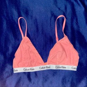Calvin Klein - Medium Bra